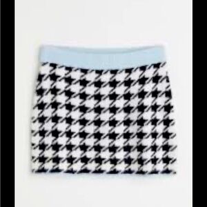 H&M Black and White Houndstooth mini skirt